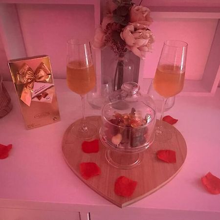 Love Room. Une Bulle D Evasion. Lisses Eksteriør billede